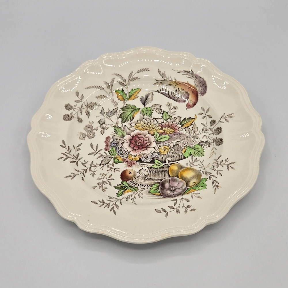 Royal Doulton England Hampshire‎ 8 1/2" Salad Plate